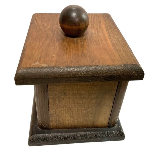 Vintage Wooden Recipe Box with Recipes from the 70s & Older 7.5"H X 6"W X 7.75"L - Picture 4 of 7